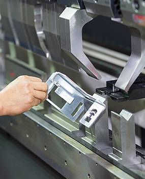 旺财28-模具制作