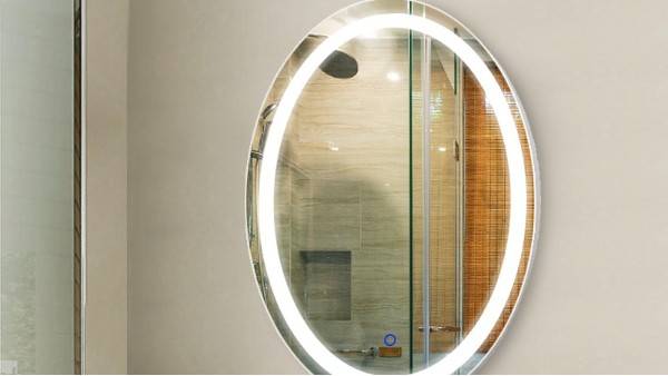 LED智能浴室镜：现代简约，智能浴室镜的时尚之选